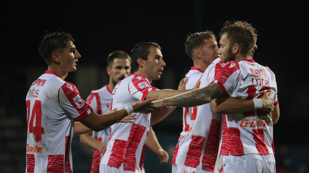 Crvena zvezda pobedila Mladost 5:1 na Marakani: Dominacija lidera Superlige Srbije – napad Crvene zvezde