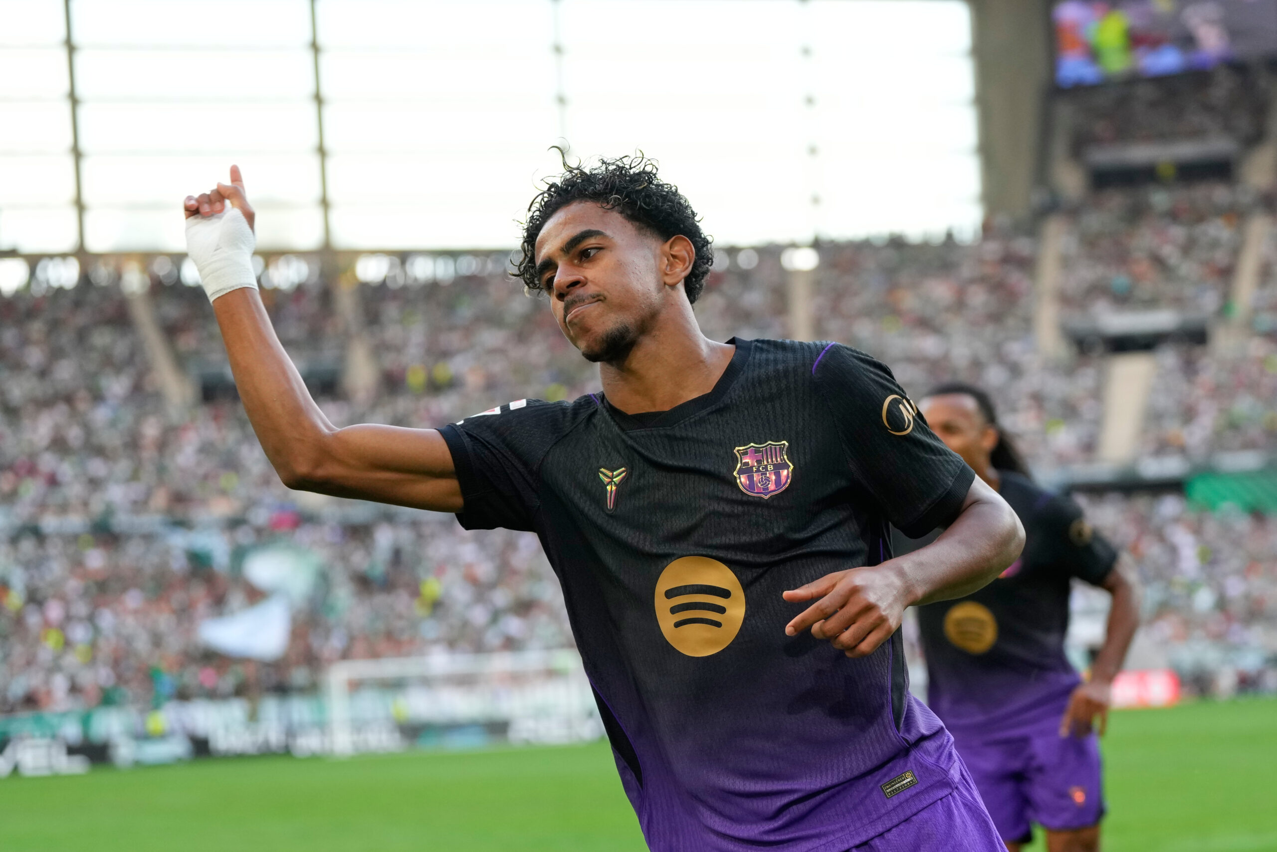 Lamine Jamal pred ključnom sedmicom za Barselonu: Inspiracija protiv PSG i Real Madrida – Lamine Jamal Barselona PSG