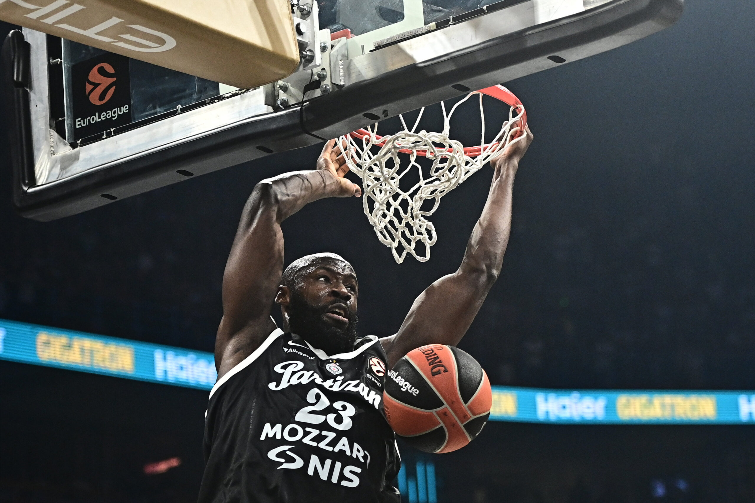 Tonje Džekiri propušta večiti derbi zbog povrede u Evroligi – Tonje Džekiri Partizan Evroliga