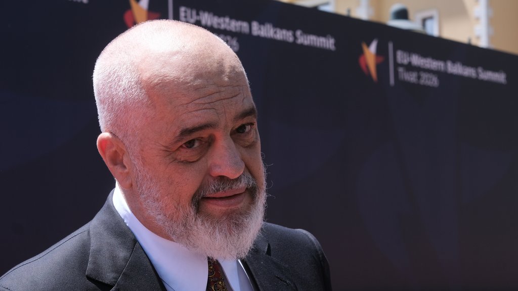 Edi Rama o protestima u Albaniji: Drakonske mere za maloletnike i roditelje