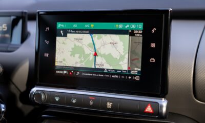 Kako sprečiti automatsko puštanje zvuka u Android Auto aplikaciji