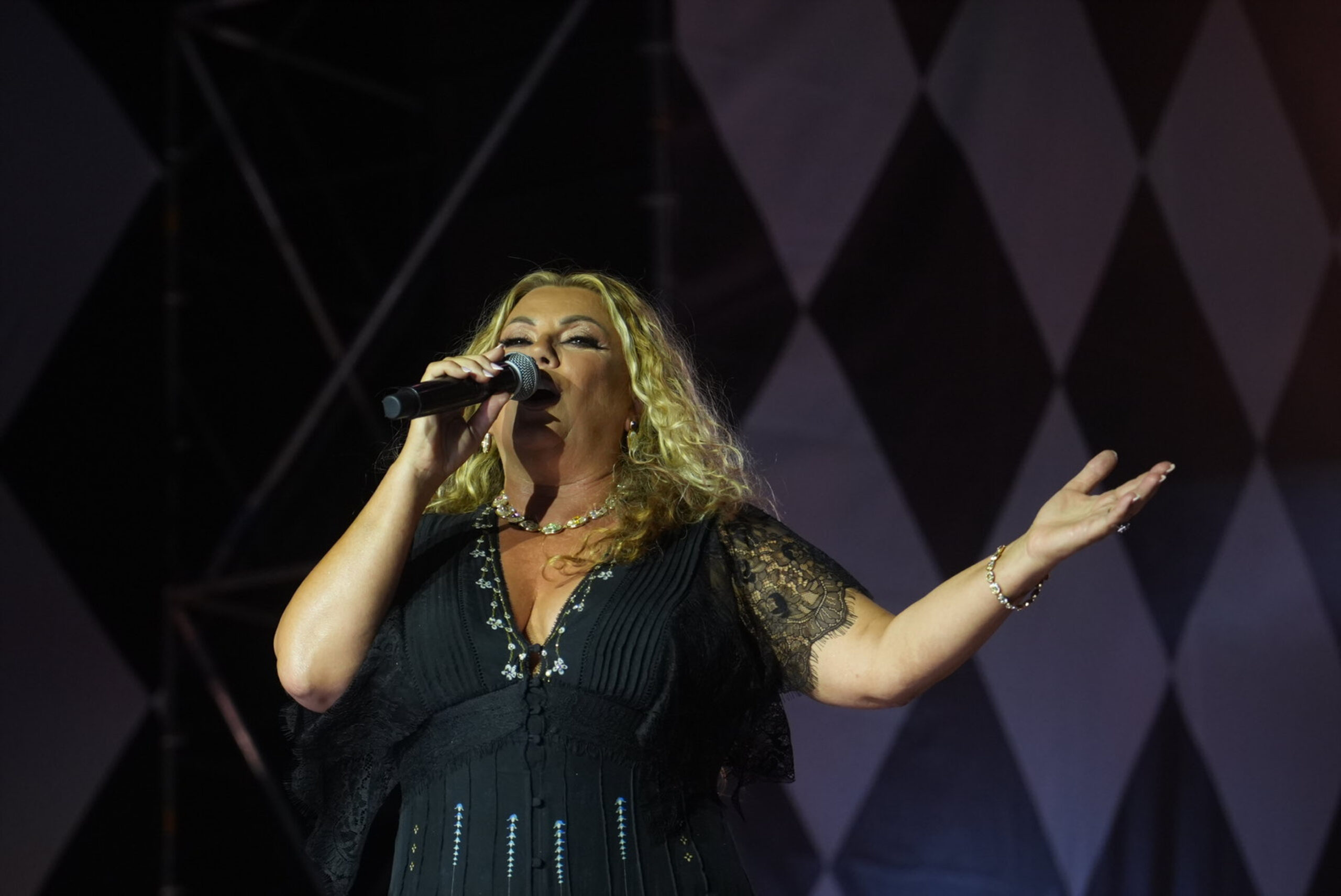 Ana Popović najavljuje poseban koncert na otvaranju Beogradskog džez festivala – Ana Popović Beogradski džez festival