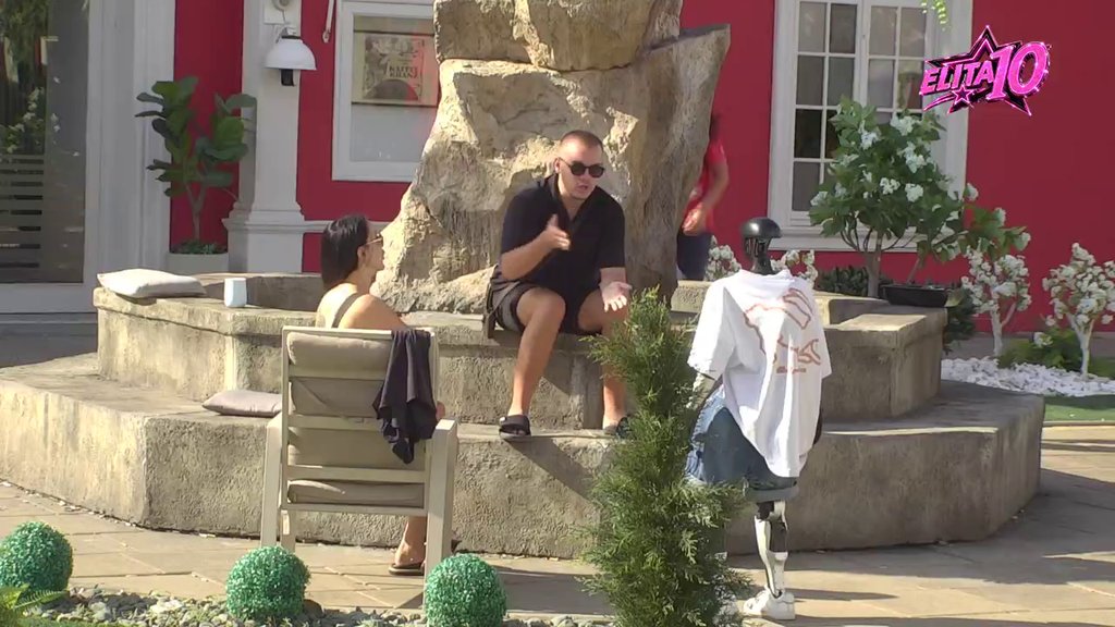 KOME SU UPUTILI NAJTEŽE REČI U RIJALITIJU: Dača i Slađa otvoreno kritikovali ponašanje cimera, bez ustručavanja komentarisali odnos Đukića i Laure (VIDEO) – kritike cimera u rijalitiju