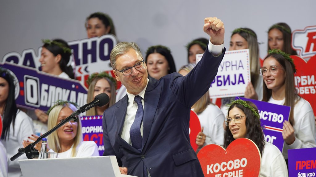 Aleksandar Vučić najavio infrastrukturne projekte i rast zaposlenosti u Nišu – skup u Nišu