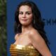 FANOVI SU PRIMETILI PROMENU U GLASU SELENE GOMEZ: Pevačica otkrila posledice zavisnosti od nikotina pred kamerama (VIDEO)