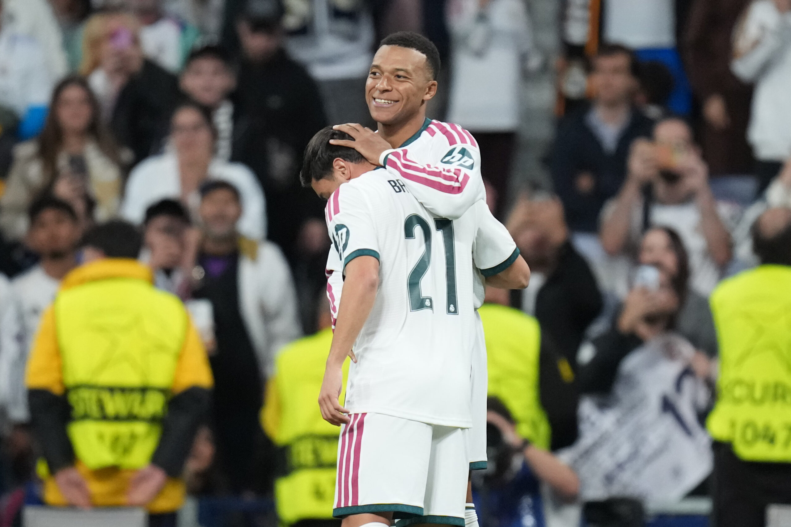 Kilijan Mbape: 'Dobro je što je Vinisijus tužan, to znači da želi više za Real Madrid' – Kilijan Mbape Real Madrid izjava