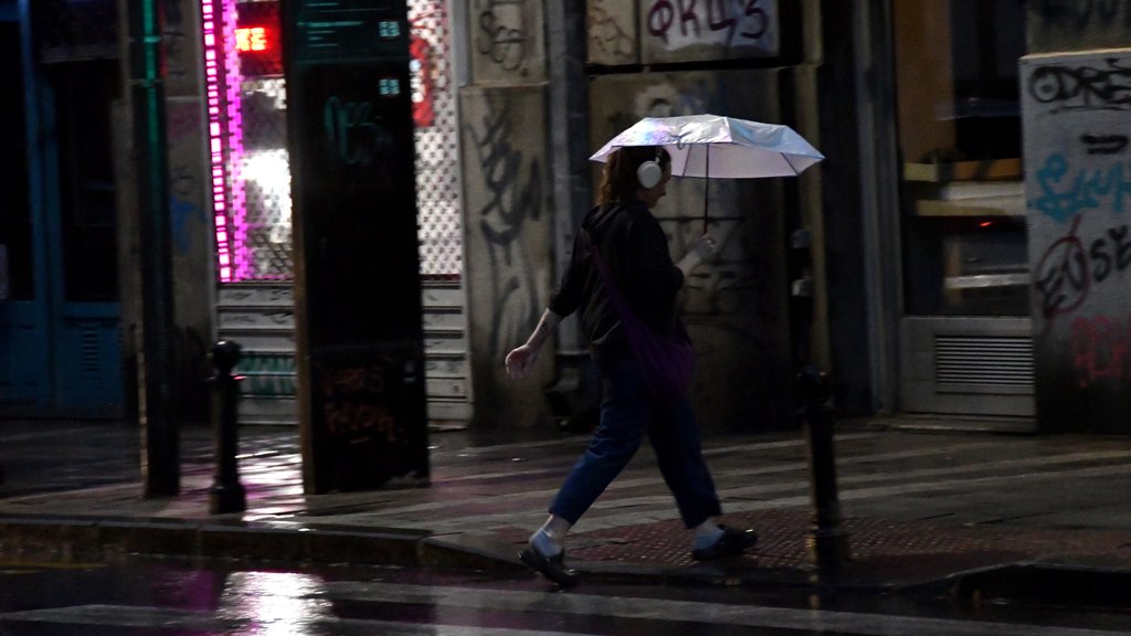 Kiša i pljuskovi u Srbiji večeras: Gde se očekuje grmljavina i kada stiže razvedravanje