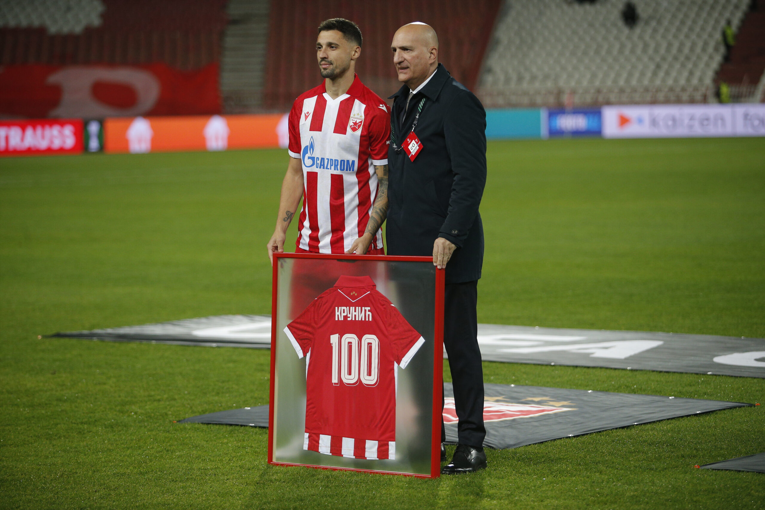Mateja Gaštarov postigao bizaran autogol na Marakani: Zvezdin biser iznenadio sve prisutne – Mateja Gaštarov Crvena zvezda autogol
