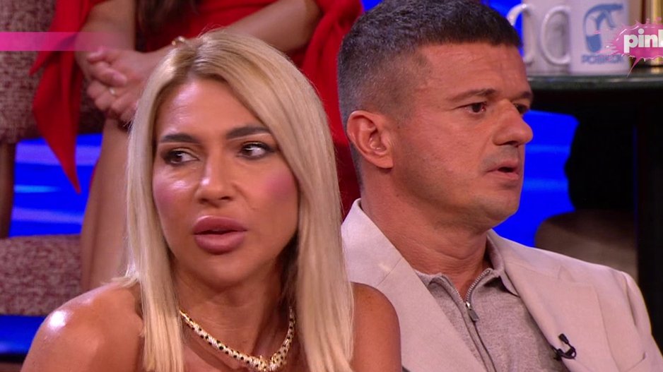 KAKO IZGLEDA ŽIVOT U PRVOM PLANU: Jovana Jeremić sa partnerom Milošem Stojanovićem Tigrom na koncertu Katarine Grujić, otkrila svoje utiske (VIDEO) – Jovana Jeremić koncert