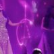 KATARINA GRUJIĆ BEZ TREME NA PRVOM KONCERTU: Pevačica nastupila u haljini teškoj 60 kilograma, obasjana kristalima (FOTO/VIDEO) – Katarina Grujić koncert