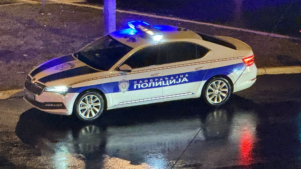 Tragična noć na Novom Beogradu: Pešakinja stradala, dve osobe povređene – nesreća na Novom Beogradu