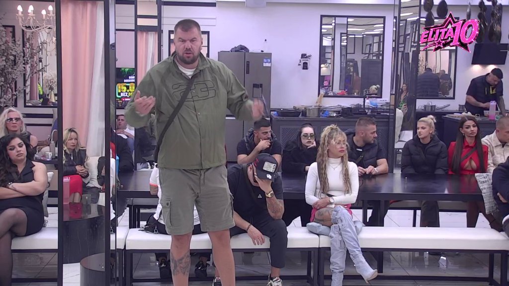 JANJUŠ OSTAO PRI SVOM STAVU, SANDRA ODBACILA NAVODE: Kačavenda tvrdi da ima dokaze o susretu, Obradovićeva negira sve (VIDEO) – Sandrin susret sa Bajom