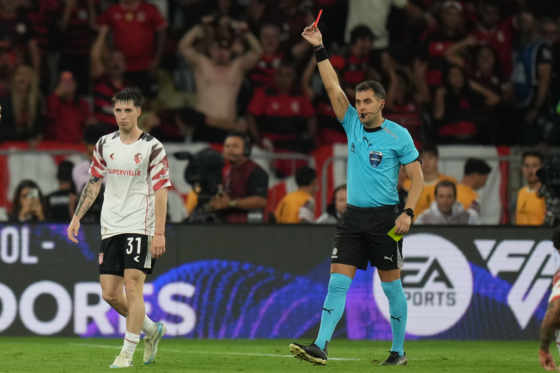 Harvey Elliott: „Žao mi je zbog greške, obećavam da se neće ponoviti“ – Harvey Elliott crveni karton Valencia