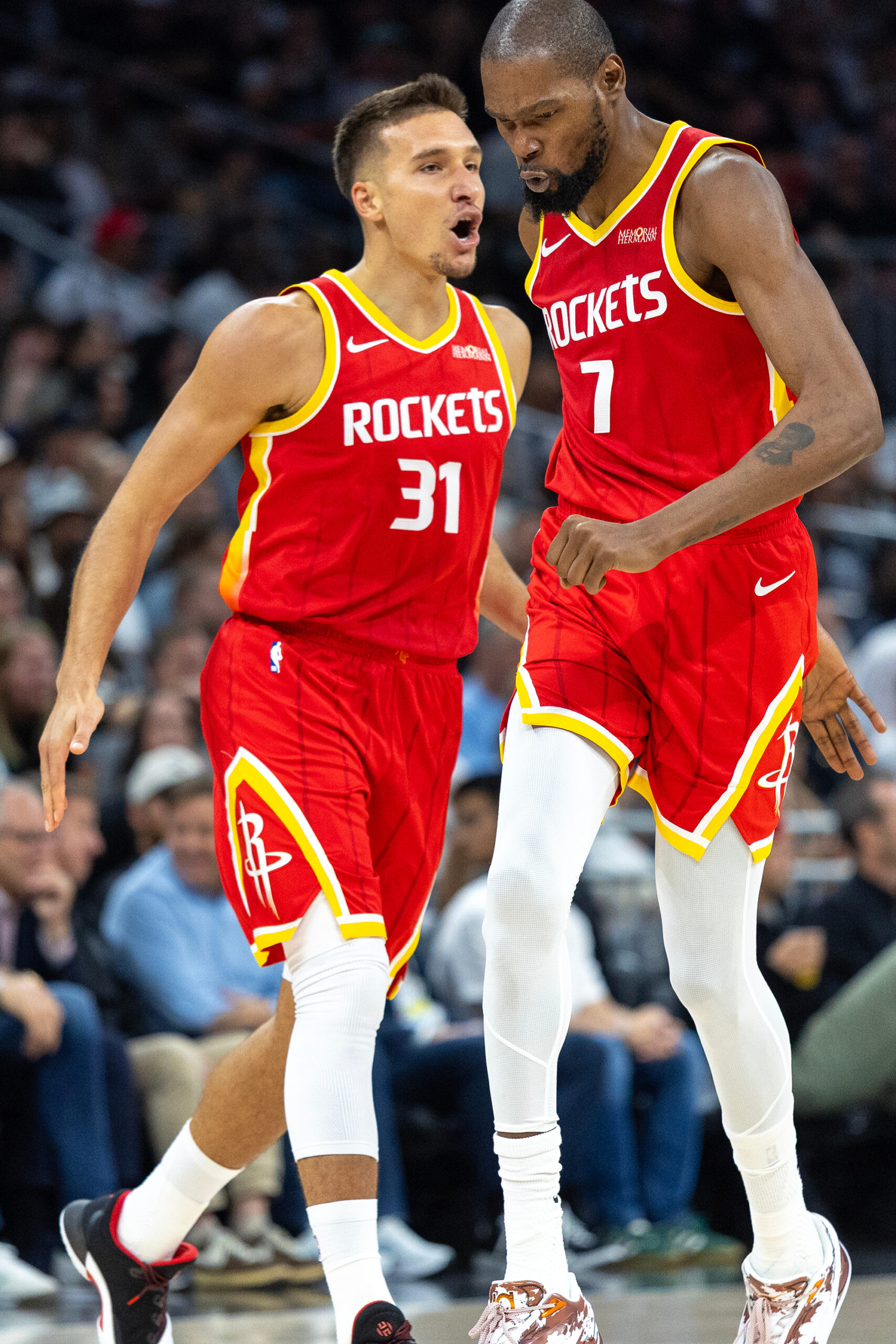 Hjuston pobedio Atlantu 121:114, Bogdanović postigao 11 poena u NBA meču