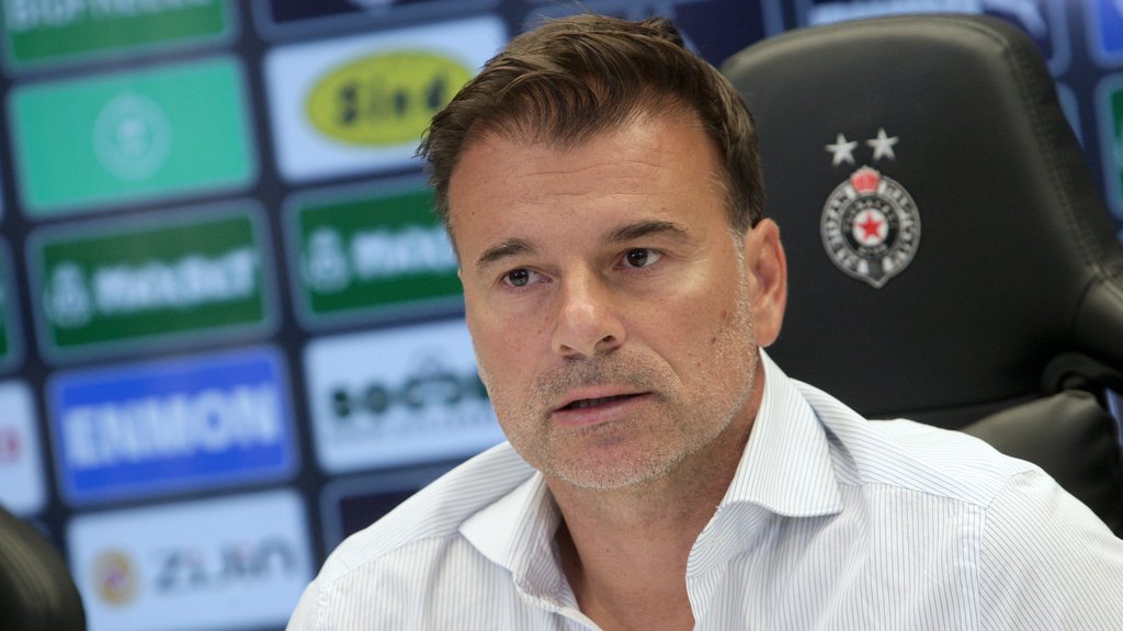Aleksandar Stanojević ponovo na klupi Partizana: Dogovor postignut – Aleksandar Stanojević Partizan
