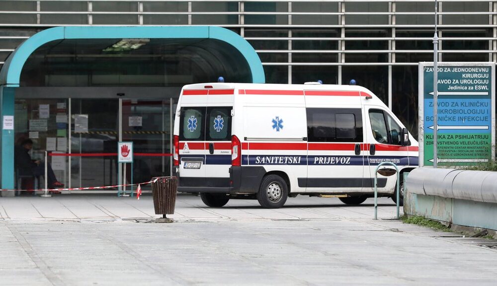 Teška nesreća u Zagrebu: Vozač poršea usmrtio biciklistu na pešačkom prelazu