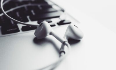 Dve decenije MacBook računara: Apple promenio način na koji koristimo laptopove