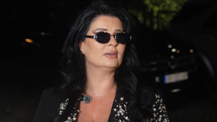 EMOCIJE SU PREVLADALE KADA JE OTVORILA VRATA: Maja Marijana posle decenije ponovo u svom stanu, ali uspomene su nestale (FOTO) – Maja Marijana stan