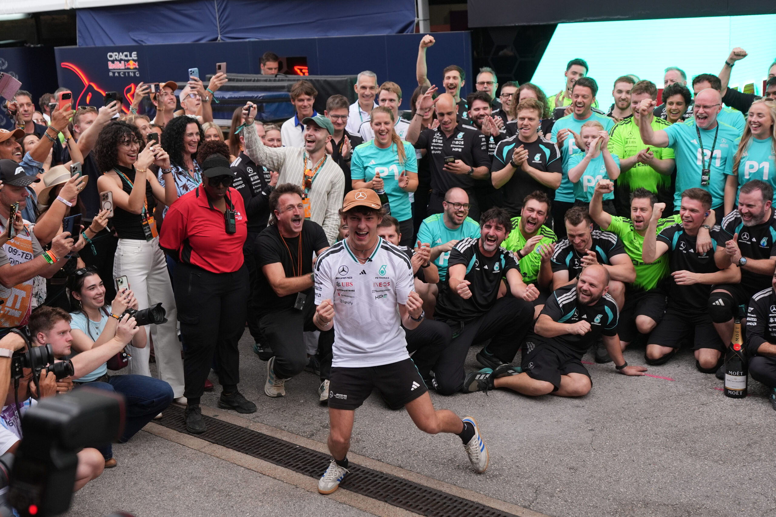 Kimi Antonelli na korak do titule ispred Džordža Rasela u Mercedesu – Kimi Antonelli Formula 1 Mercedes