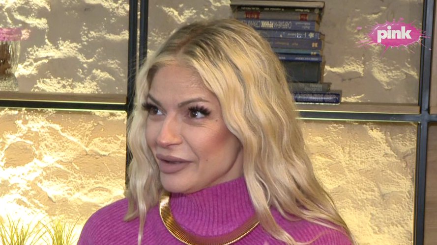 KAKO JE VANJA MIJATOVIĆ PROMENILA SVOJ ŽIVOT: Pevačica otkrila kako je bez kredita kupila stanove u Dubaiju i Egiptu – kupovina stanova u Dubaiju i Egiptu
