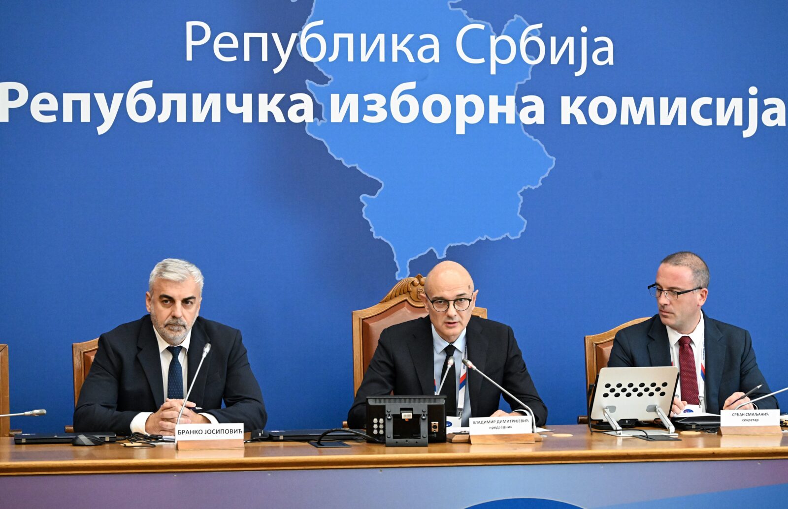 Sednica Republičke izborne komisije (RIK) , Vladimir Dimitrijević, izbori, glasanje