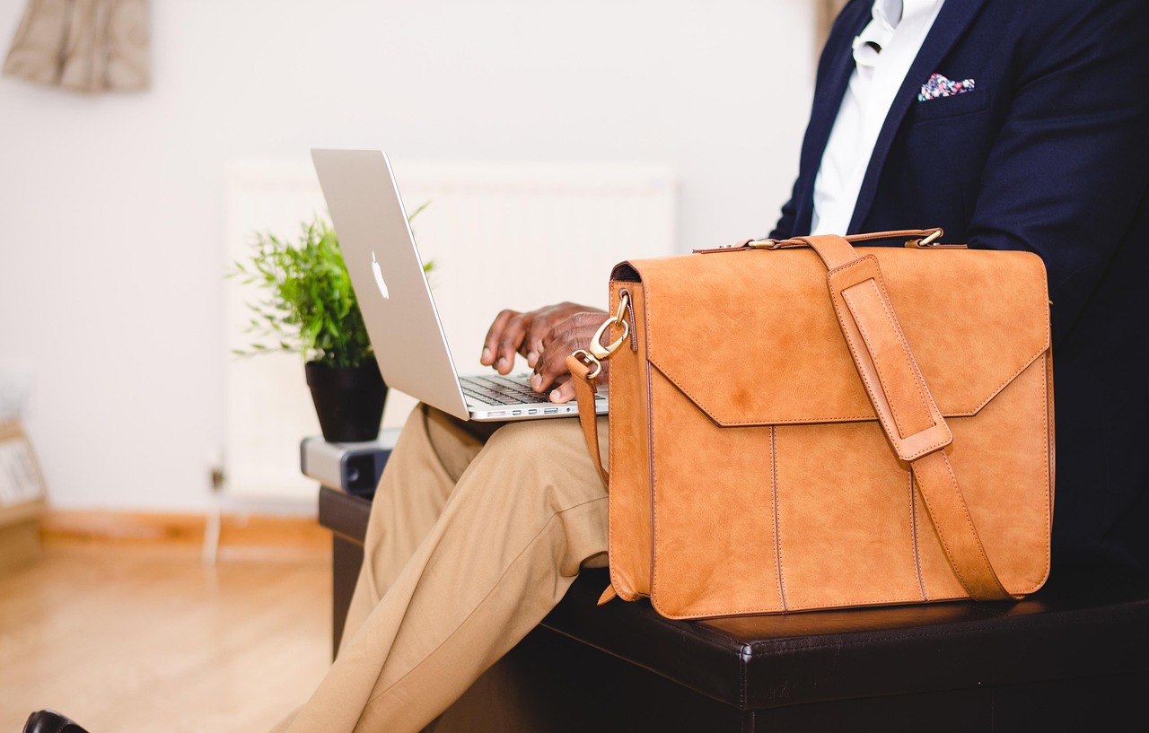 Deset elegantnih poslovnih torbi koje su idealne za laptop – poslovna torba laptop