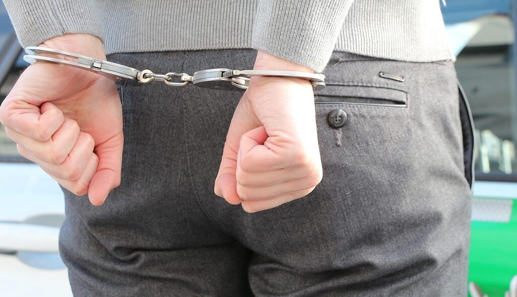 Kosovska policija privela trojicu Srba u selu Crkolez u opštini Istok – Kosovska policija Crkolez
