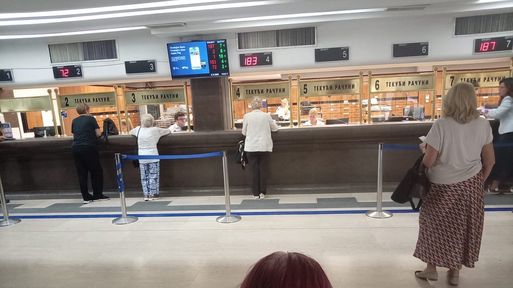 Poštanska štedionica demantuje navode: Nema pokušaja iznošenja milijardu dinara