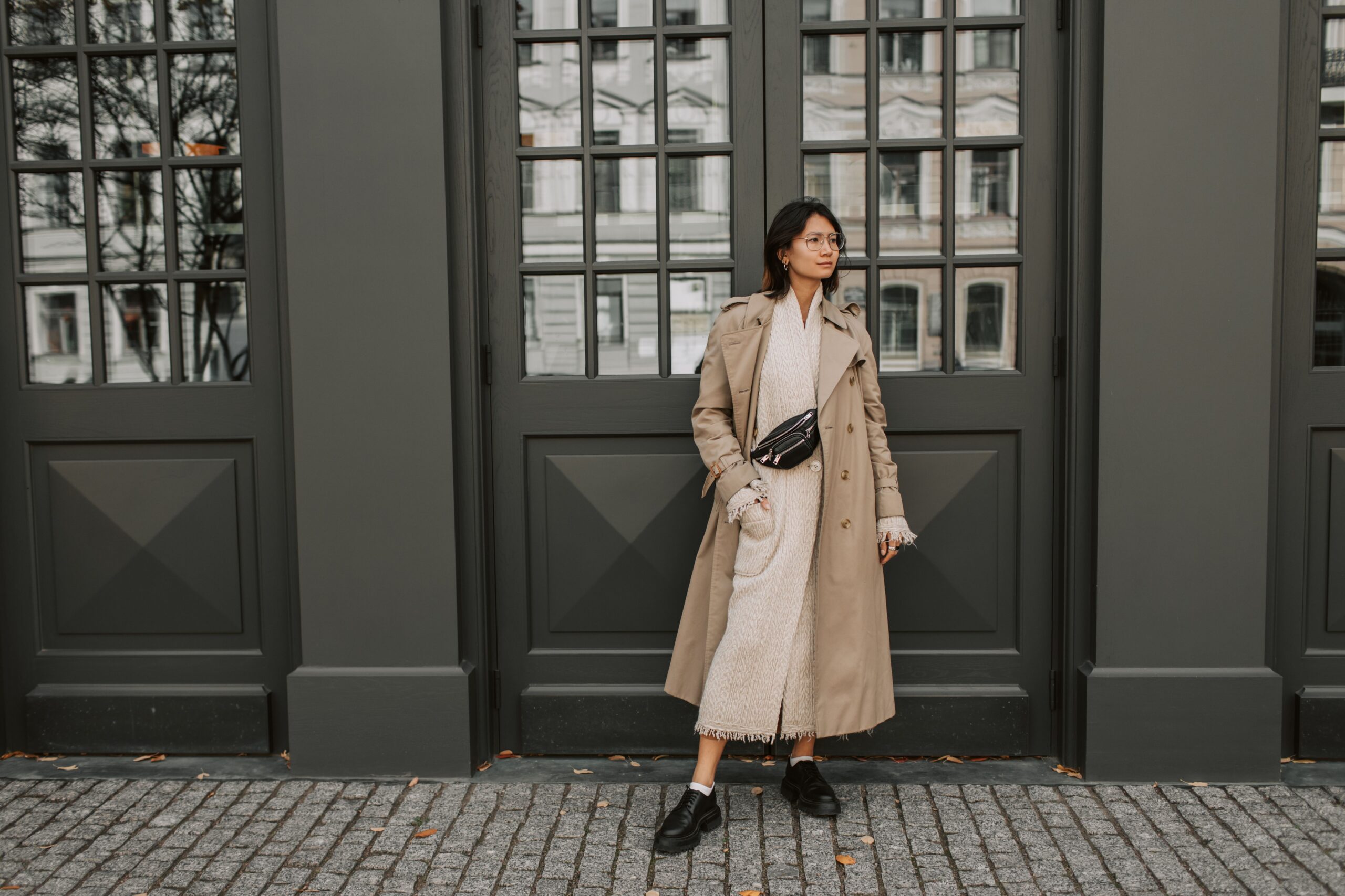 Trendi mantil donosi osveženje u jesenje modne kombinacije – trendi mantil moda