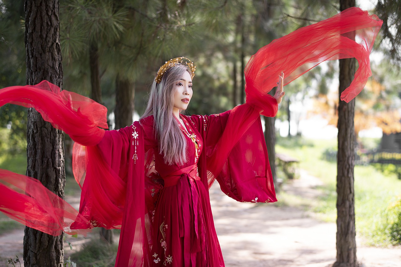 Lily Allen i Gabbriette inspirisale originalnim Halloween kostimima – Lily Allen Gabbriette Halloween