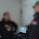Sin urednika Niš TV priveden: Policija reagovala zbog sumnje na oružje – policija u TV Niš