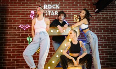Pop zvezde vraćaju Y2K stil na svetskim turnejama – pop zvezde moda