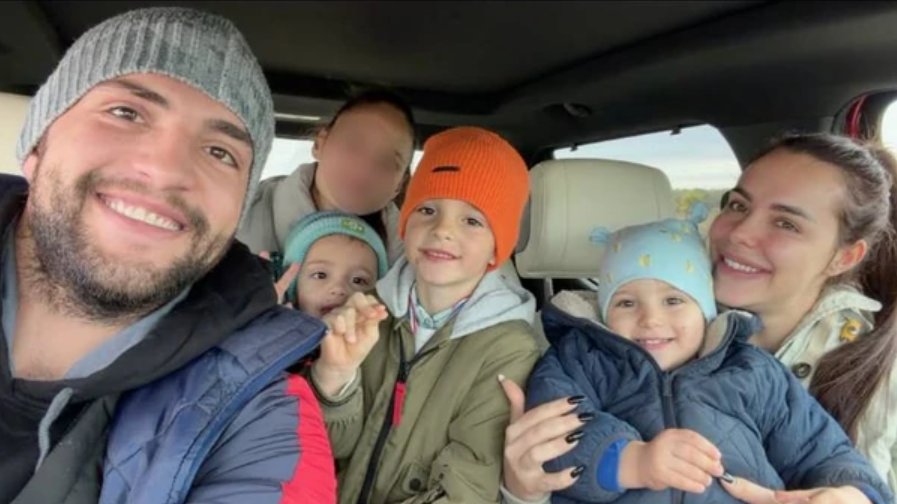 PORODIČNI TRENUTAK VELJKA RAŽNATOVIĆA KAKAV SE RETKO VIĐA: Subotnje jutro proveli na imanju u prirodi sa sinovima (FOTO) – porodična šetnja u prirodi